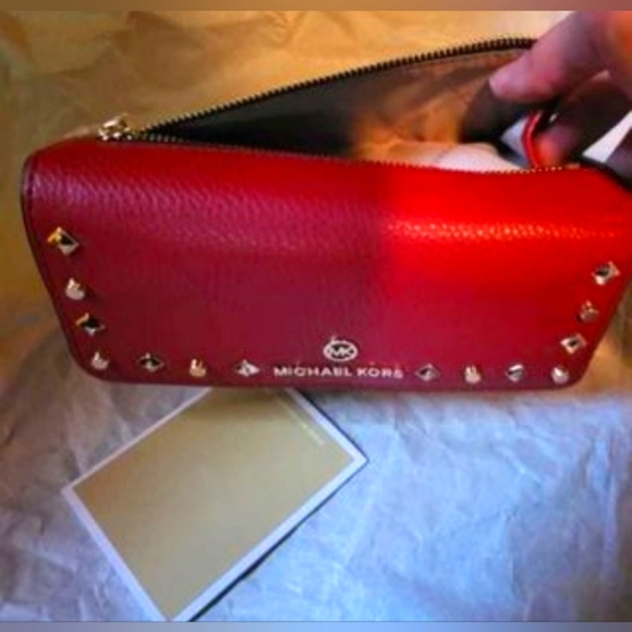 SALE! MICHAEL KORS NEW WITH TAGS, RED AND BROWN WALLET! Firm sales price. - Picture 5 of 8